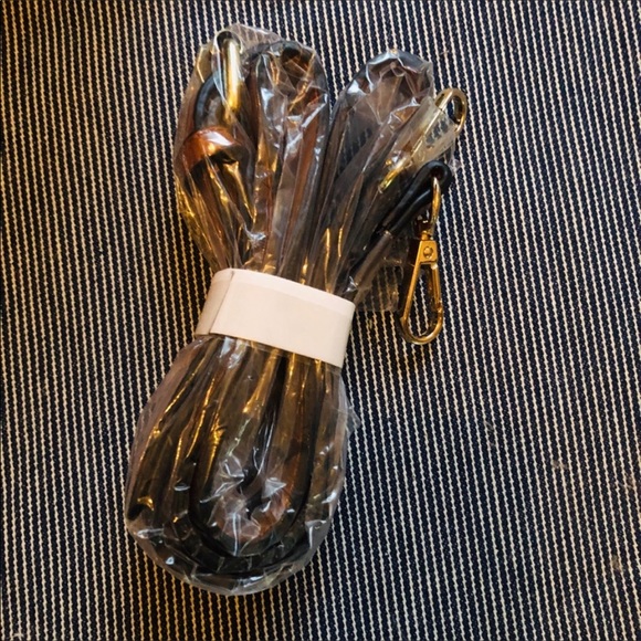 “SOLD “Beautiful cross body leather handbag - Picture 4 of 4